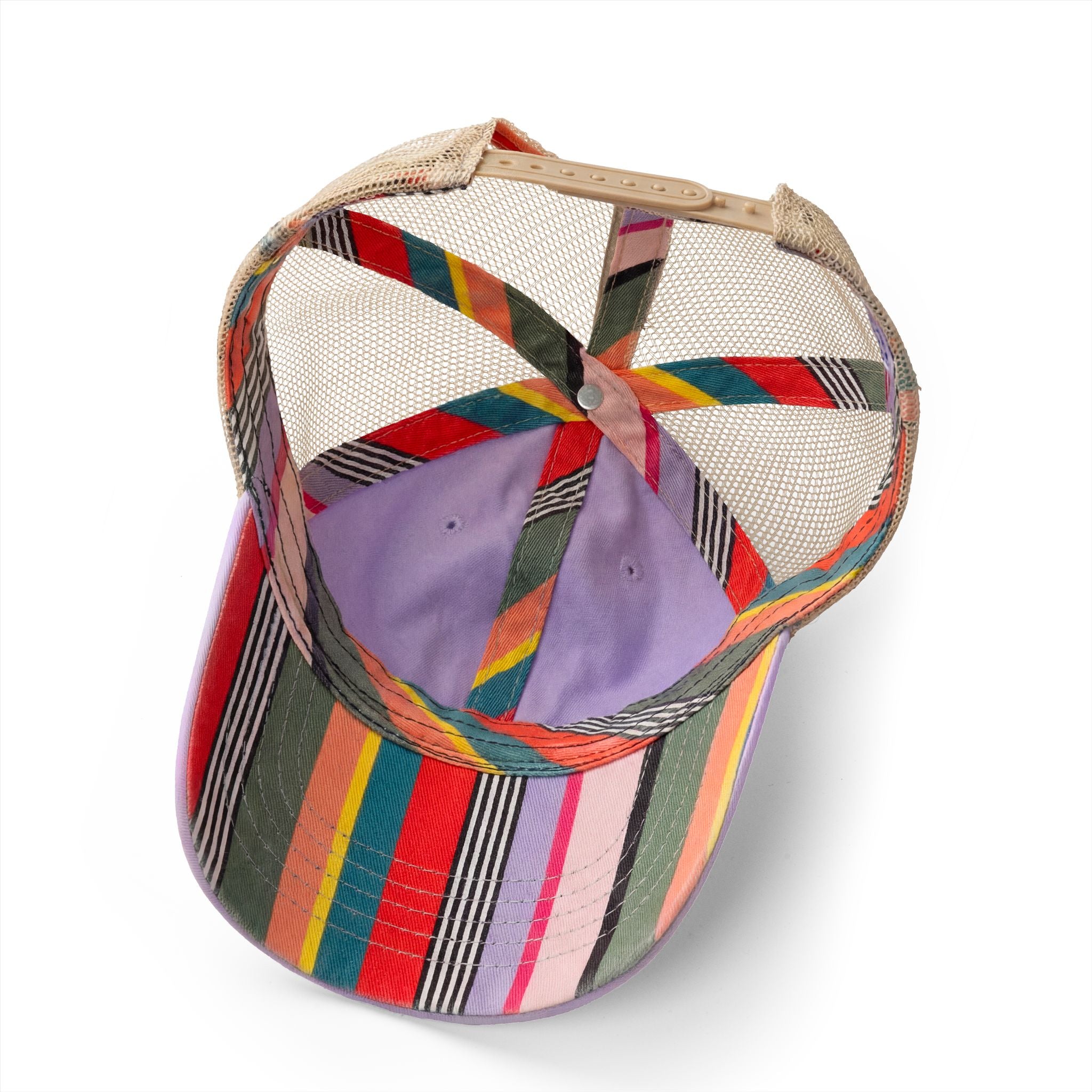 Women's Embroidered Wag On Washed Mesh-Back Cap