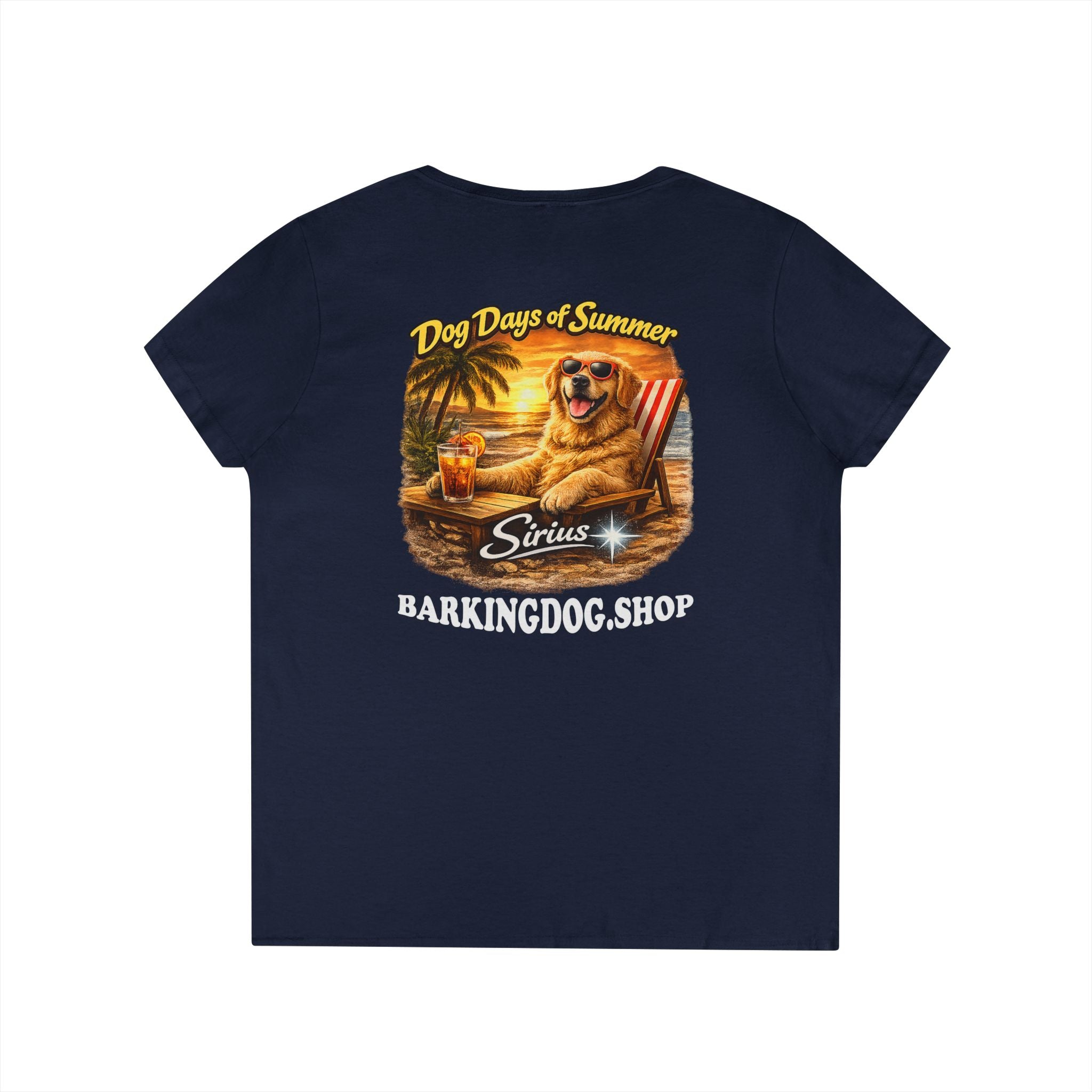 Golden Retriever Dog Beach Chair T-Shirt Wag On™ Dog Days of Summer