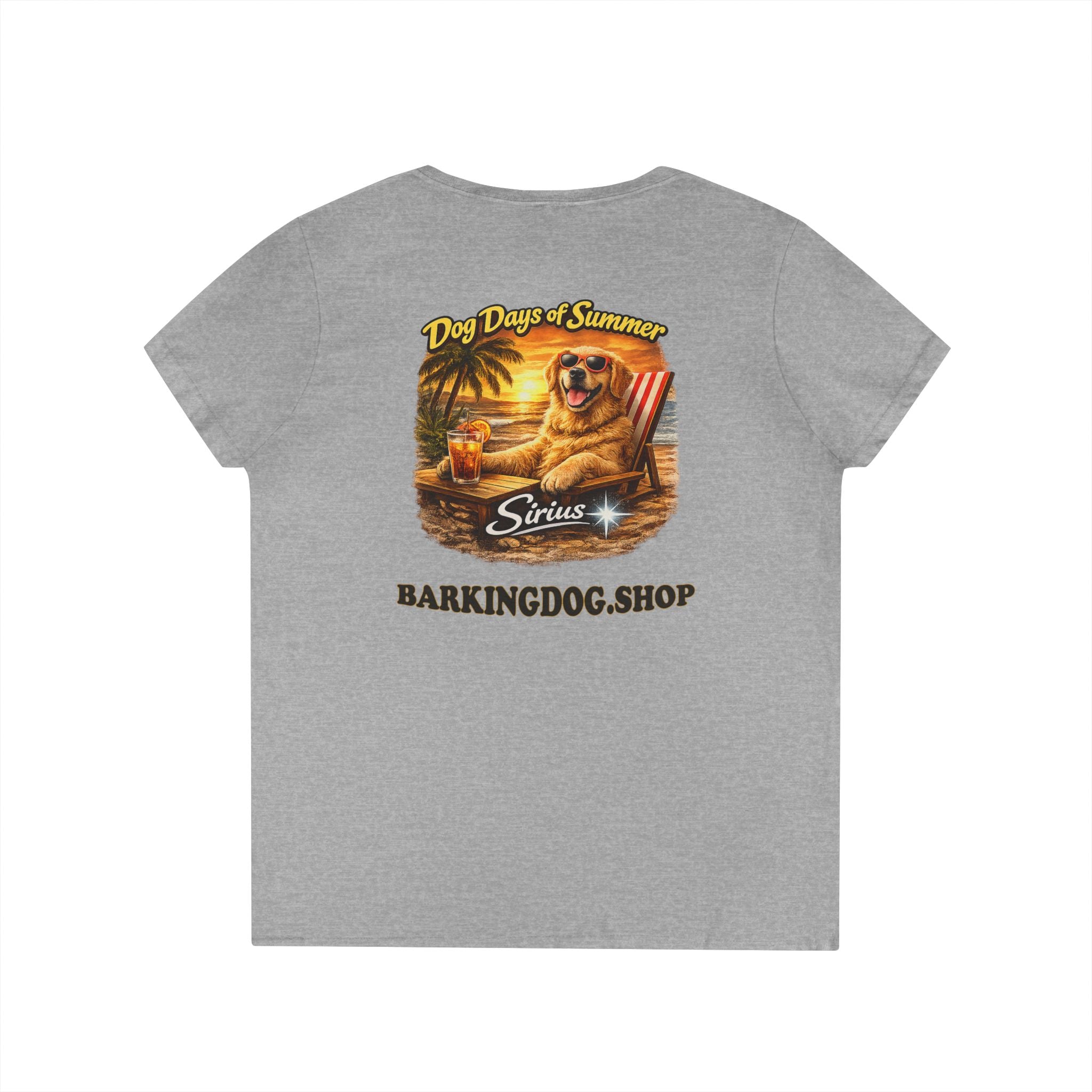 Golden Retriever Dog Beach Chair T-Shirt Wag On™ Dog Days of Summer