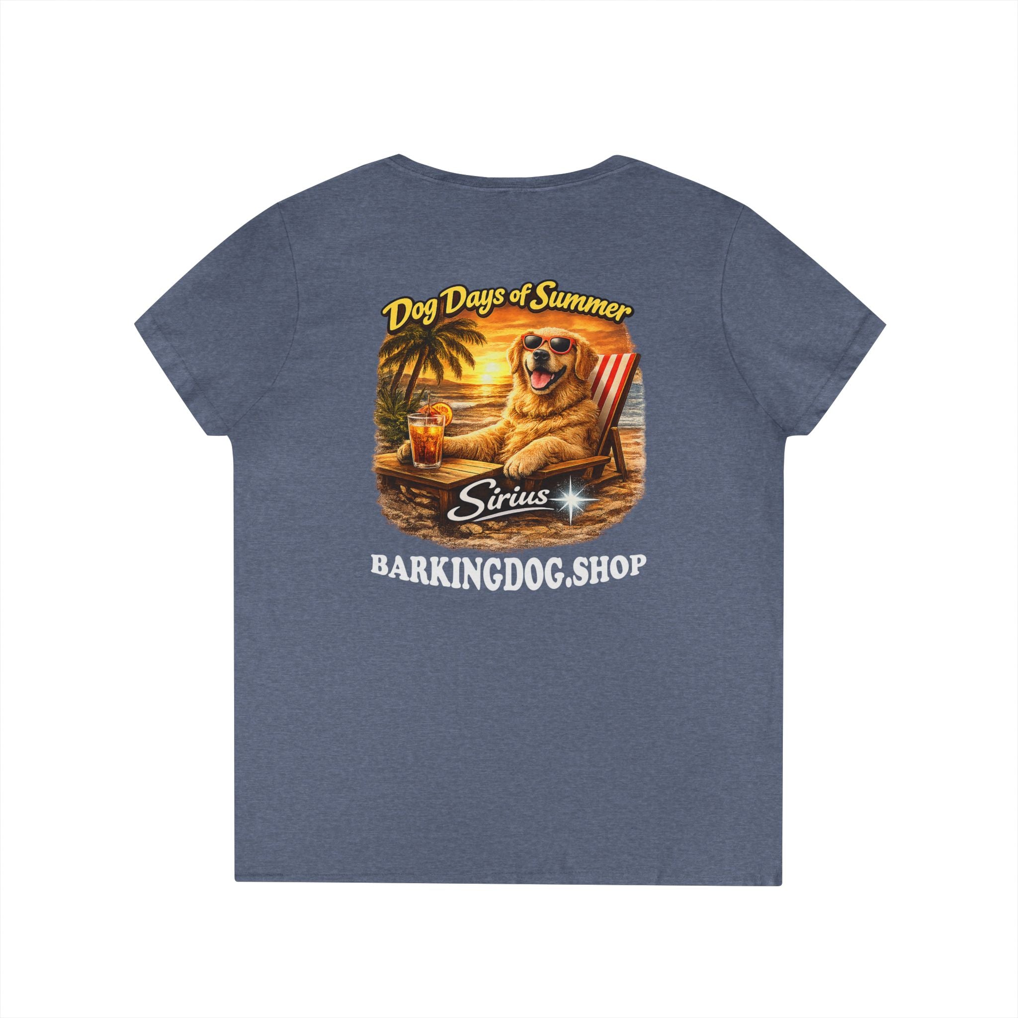 Golden Retriever Dog Beach Chair T-Shirt Wag On™ Dog Days of Summer