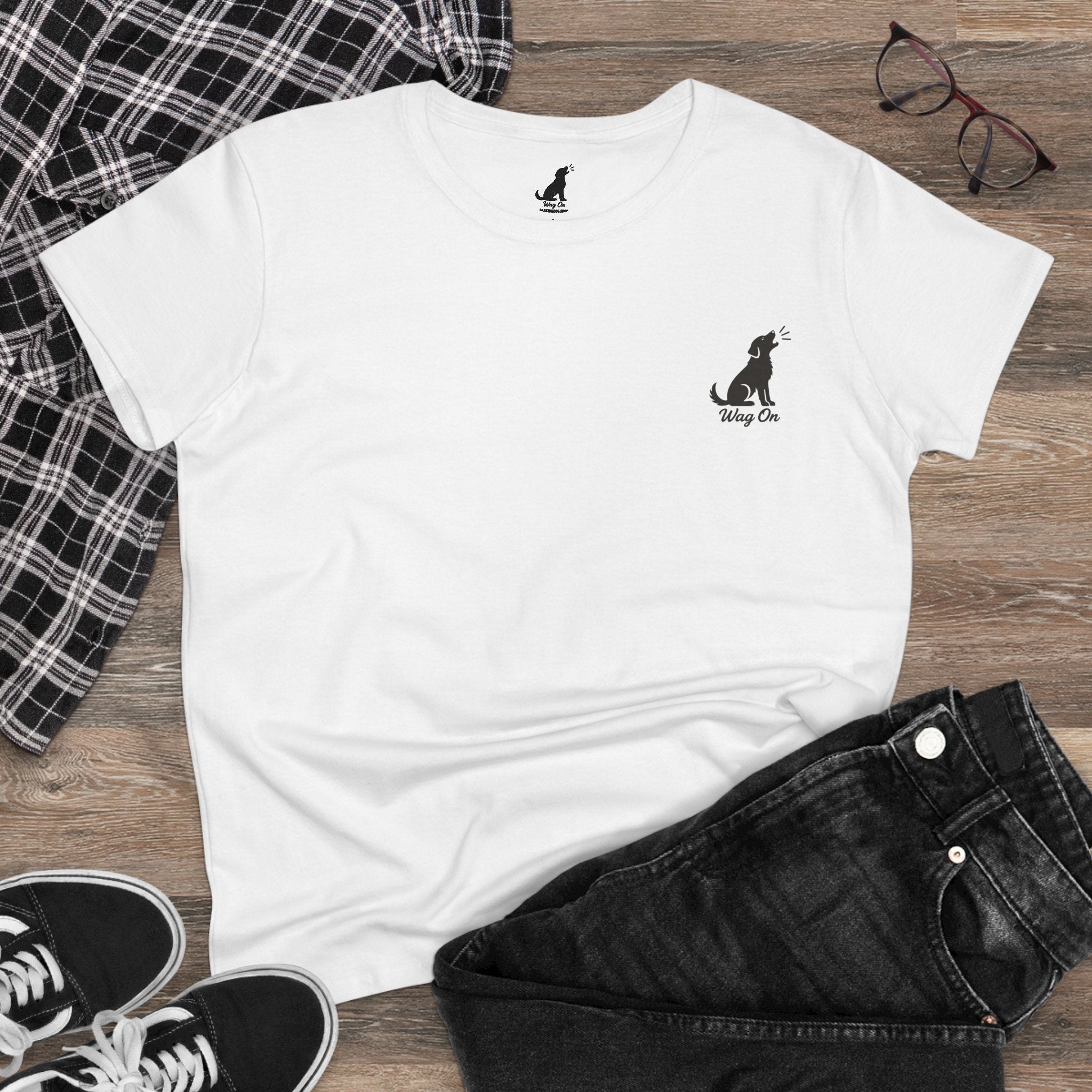 German Shorthair Pointer Dog Beach Chair T-Shirt Wag On™ Dog Days of Summer