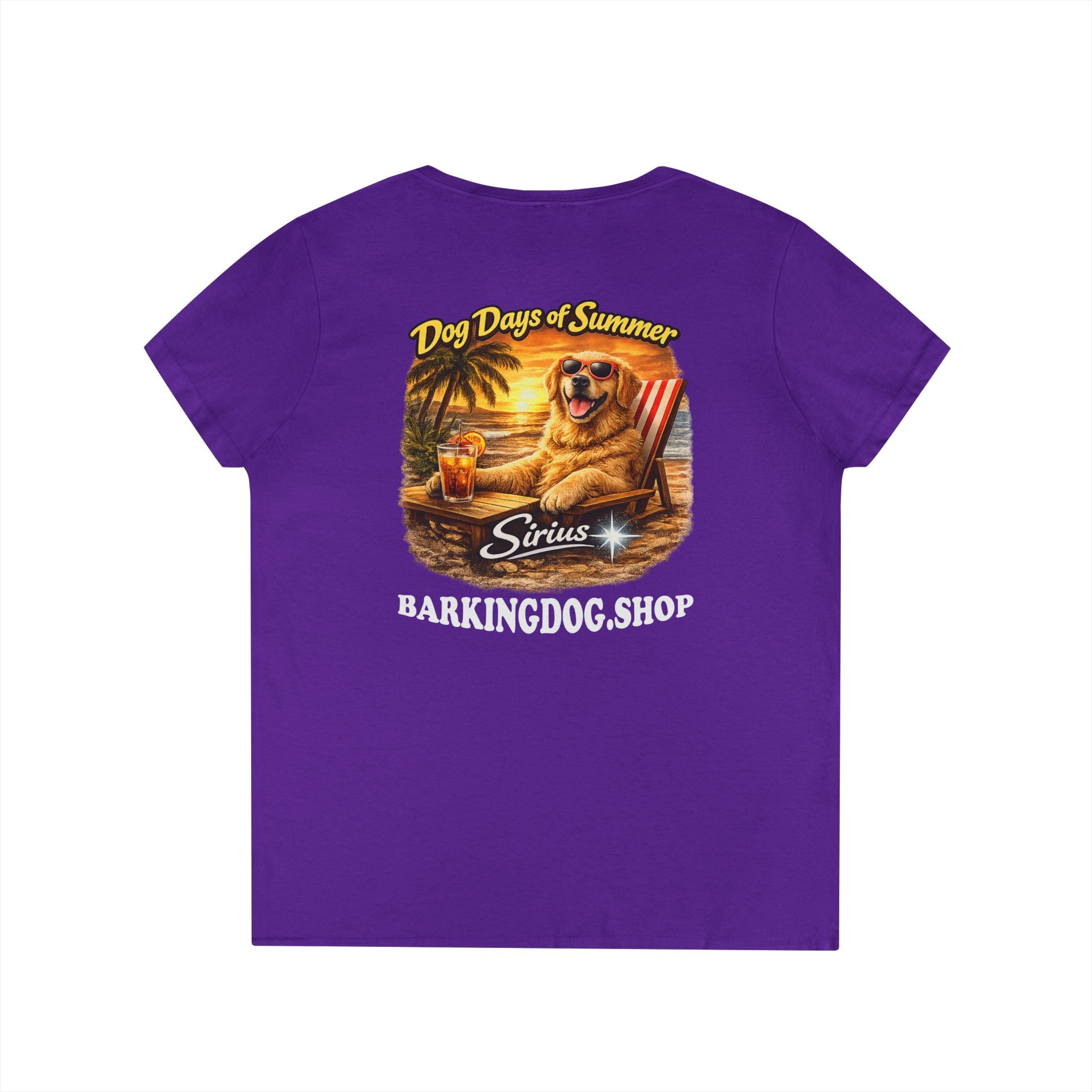 Golden Retriever Dog Beach Chair T-Shirt Wag On™ Dog Days of Summer